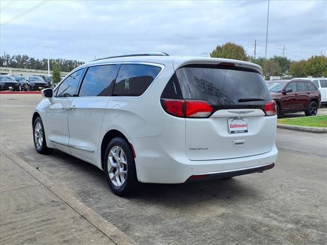 2020 Chrysler Pacifica Touring-L Plus