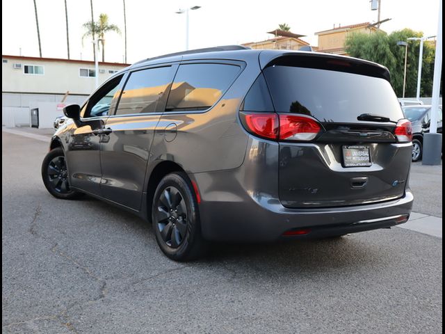 2020 Chrysler Pacifica Hybrid Touring L