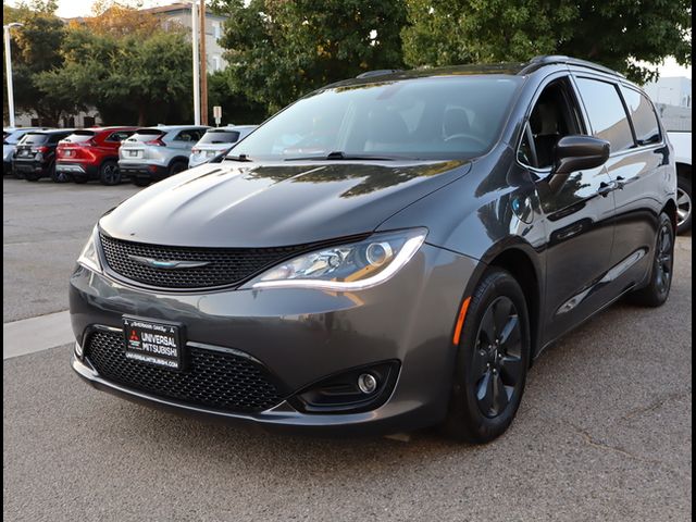 2020 Chrysler Pacifica Hybrid Touring L