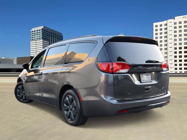 2020 Chrysler Pacifica Hybrid Touring L