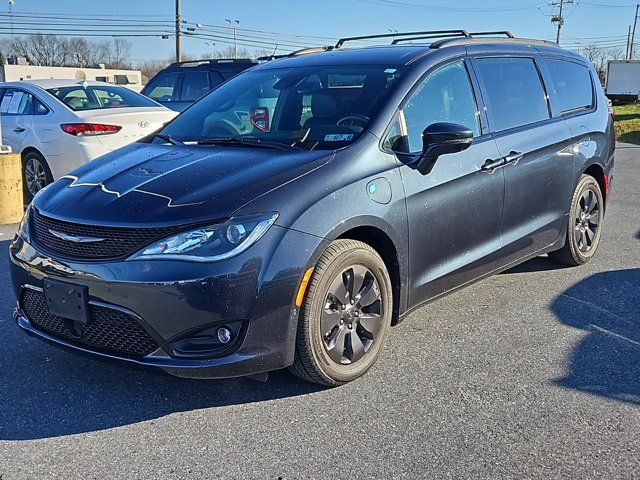 2020 Chrysler Pacifica Hybrid Limited