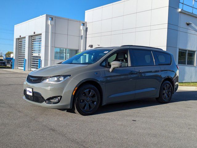 2020 Chrysler Pacifica Hybrid Limited