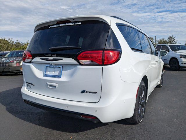 2020 Chrysler Pacifica Hybrid Red S