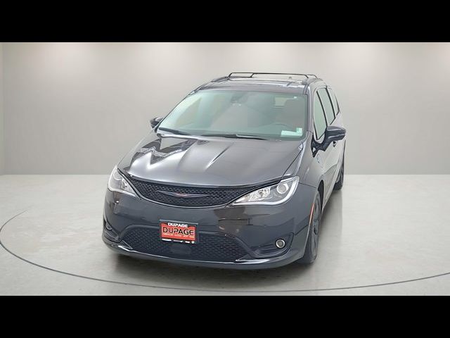 2020 Chrysler Pacifica Hybrid Red S