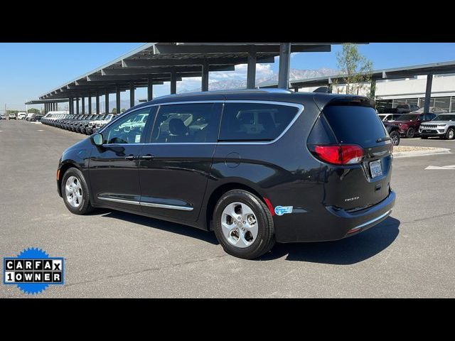 2020 Chrysler Pacifica Hybrid Touring L