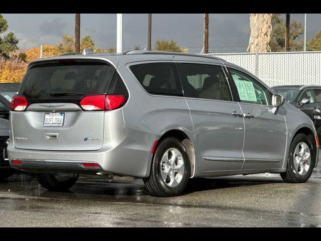 2020 Chrysler Pacifica Hybrid Touring L