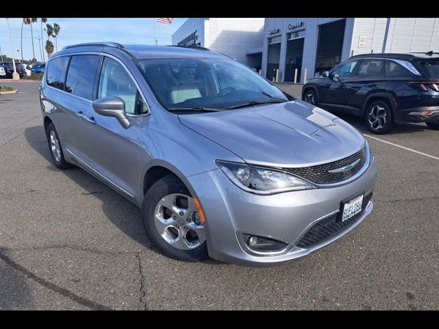 2020 Chrysler Pacifica Hybrid Touring L