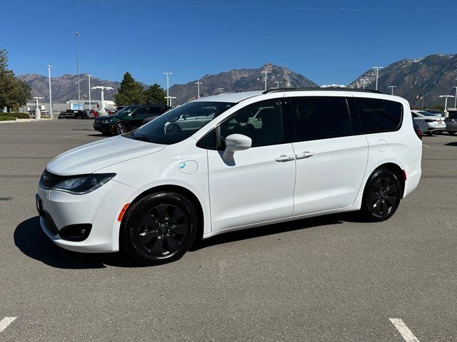 2020 Chrysler Pacifica Hybrid Touring L