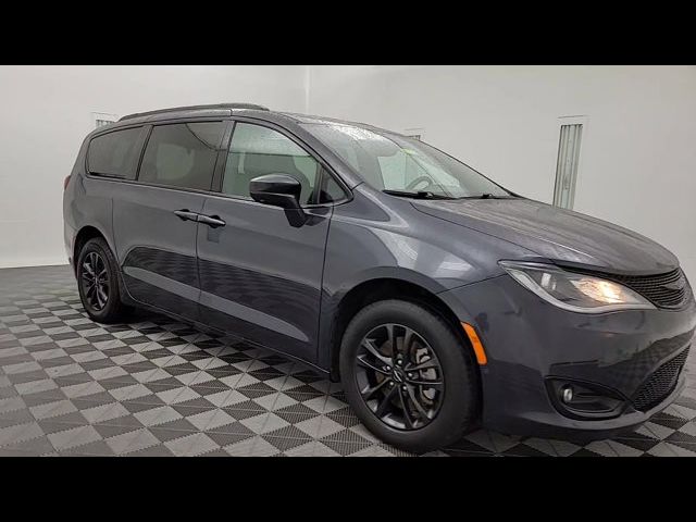 2020 Chrysler Pacifica Launch Edition