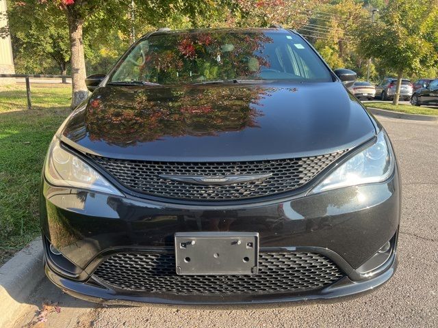 2020 Chrysler Pacifica Launch Edition