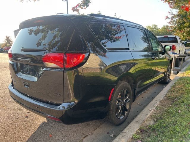 2020 Chrysler Pacifica Launch Edition