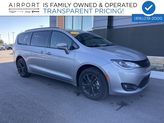 2020 Chrysler Pacifica Launch Edition