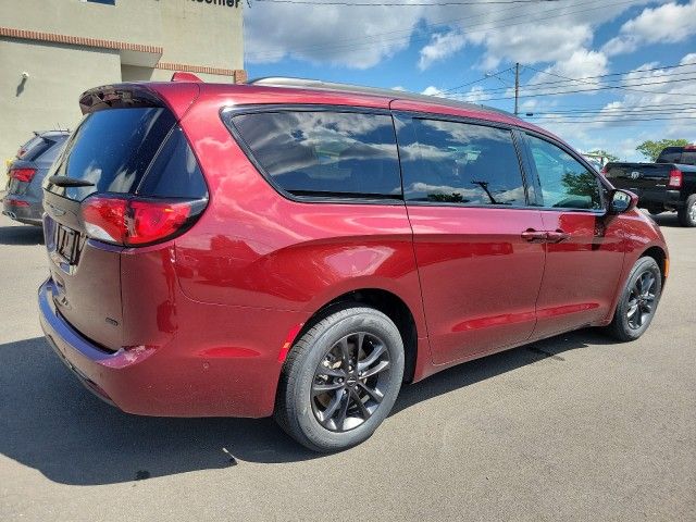 2020 Chrysler Pacifica Launch Edition