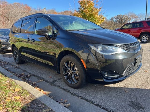 2020 Chrysler Pacifica Launch Edition