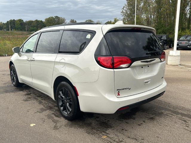 2020 Chrysler Pacifica Launch Edition