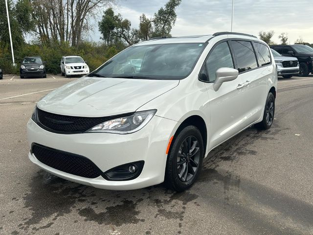 2020 Chrysler Pacifica Launch Edition