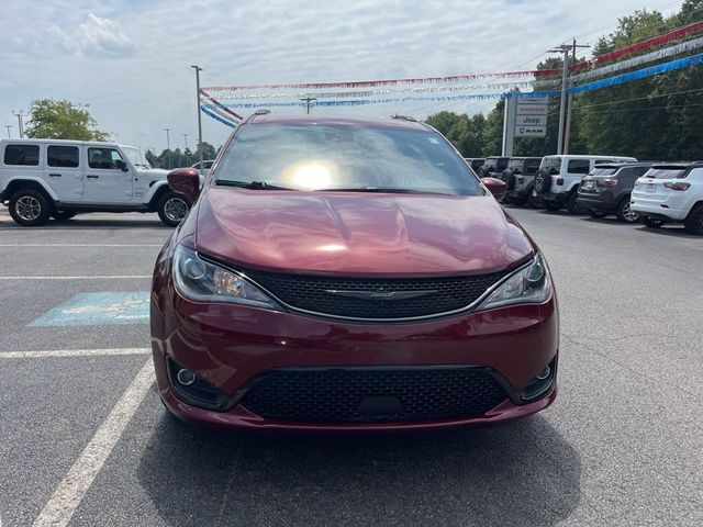 2020 Chrysler Pacifica Launch Edition