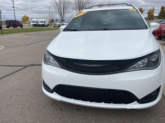 2020 Chrysler Pacifica Launch Edition