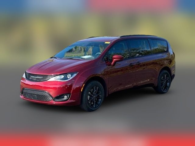 2020 Chrysler Pacifica Launch Edition