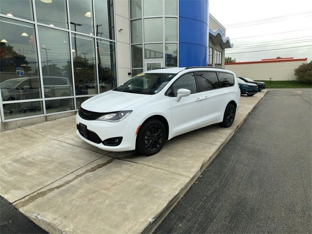 2020 Chrysler Pacifica Launch Edition