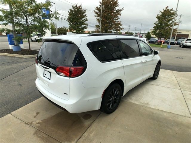 2020 Chrysler Pacifica Launch Edition