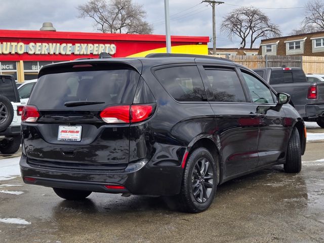 2020 Chrysler Pacifica Launch Edition