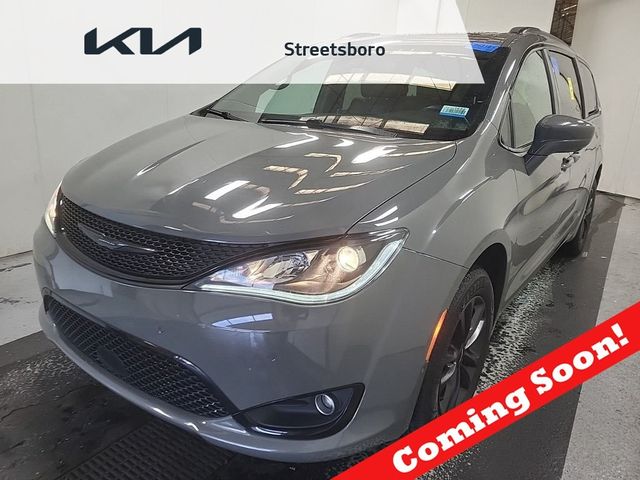 2020 Chrysler Pacifica Launch Edition