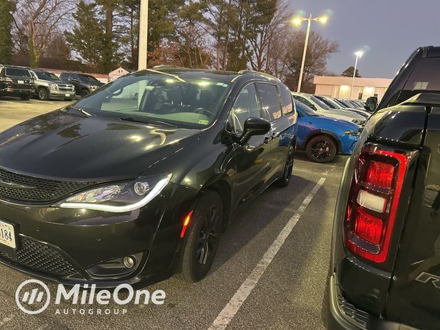 2020 Chrysler Pacifica Launch Edition