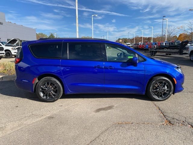 2020 Chrysler Pacifica Launch Edition