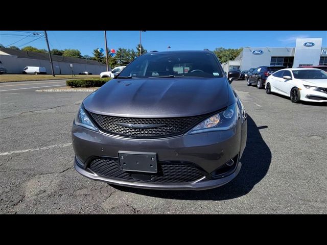 2020 Chrysler Pacifica Launch Edition