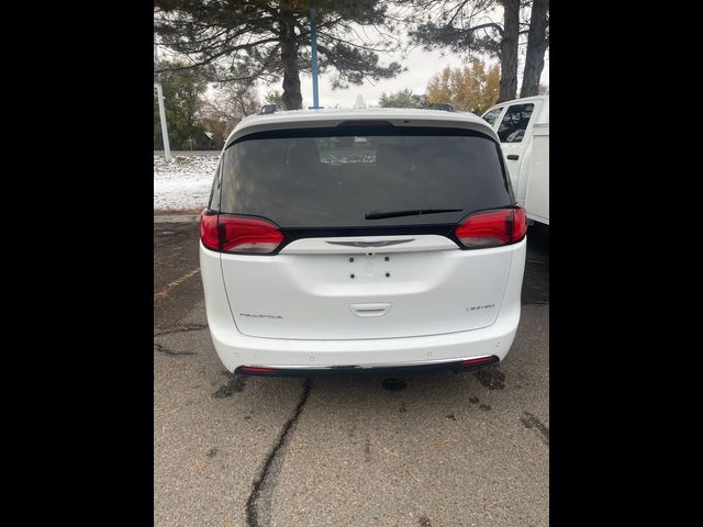 2020 Chrysler Pacifica Limited