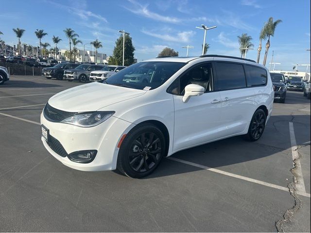 2020 Chrysler Pacifica Limited