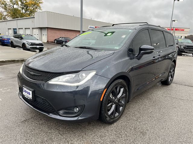 2020 Chrysler Pacifica Limited 35th Anniversary