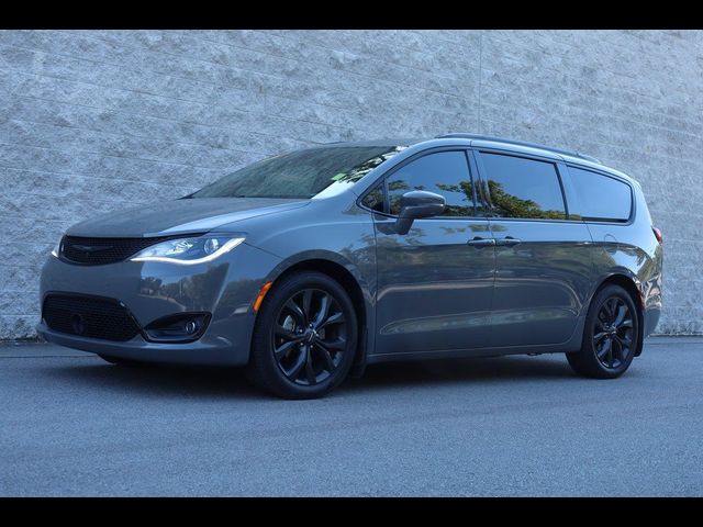 2020 Chrysler Pacifica Limited 35th Anniversary