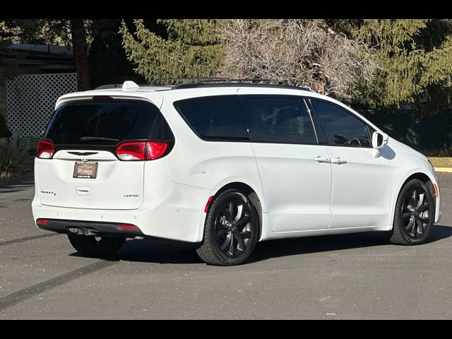 2020 Chrysler Pacifica Limited