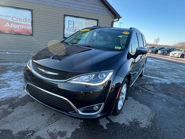 Used 2020 Chrysler Pacifica Limited For Sale in Chesaning, MI Capital