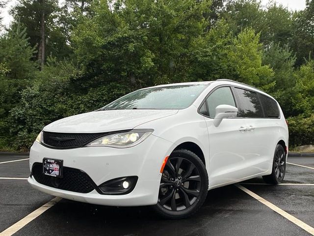 2020 Chrysler Pacifica Limited