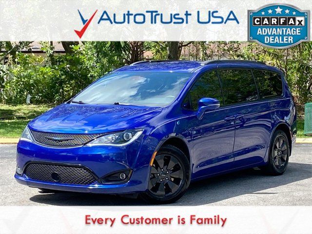 2020 Chrysler Pacifica Hybrid Limited 35th Anniversary