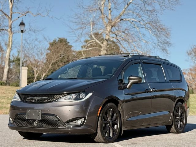 2020 Chrysler Pacifica Limited 35th Anniversary