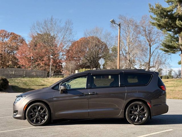 2020 Chrysler Pacifica Limited 35th Anniversary