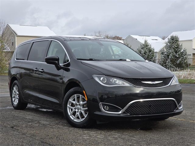 2020 Chrysler Pacifica Touring