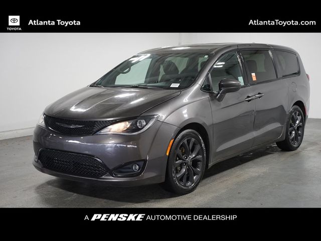 2020 Chrysler Pacifica Touring