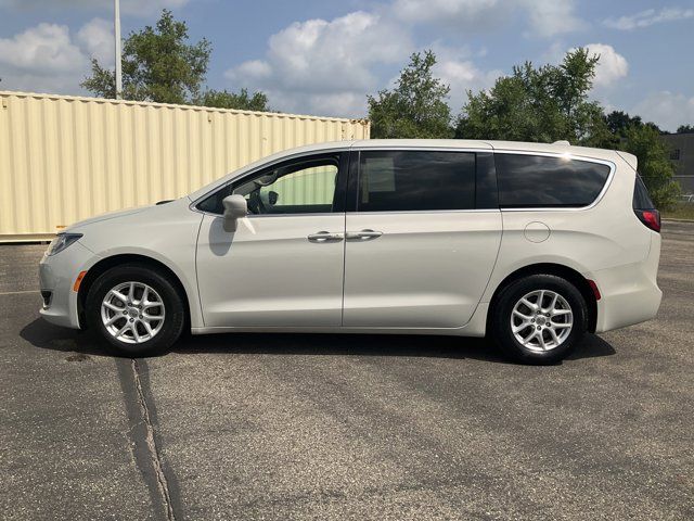 2020 Chrysler Pacifica Touring