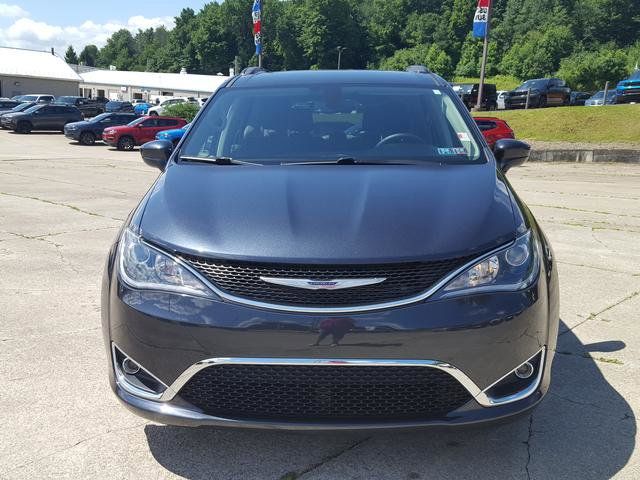 2020 Chrysler Pacifica Touring