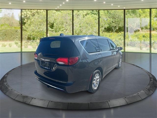 2020 Chrysler Pacifica Touring