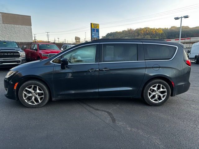 2020 Chrysler Pacifica Touring