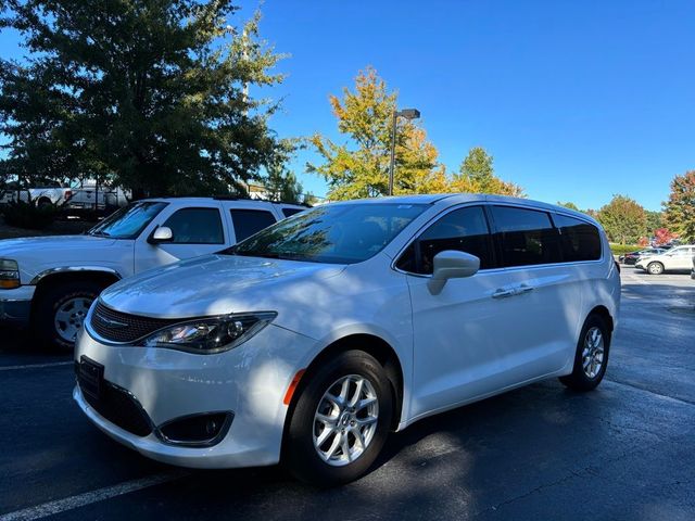 2020 Chrysler Pacifica Touring