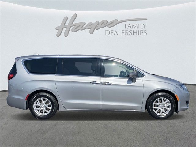 2020 Chrysler Pacifica Touring