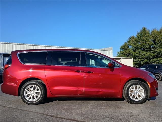 2020 Chrysler Pacifica Touring