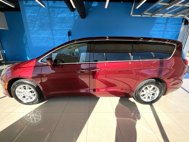 2020 Chrysler Pacifica Touring